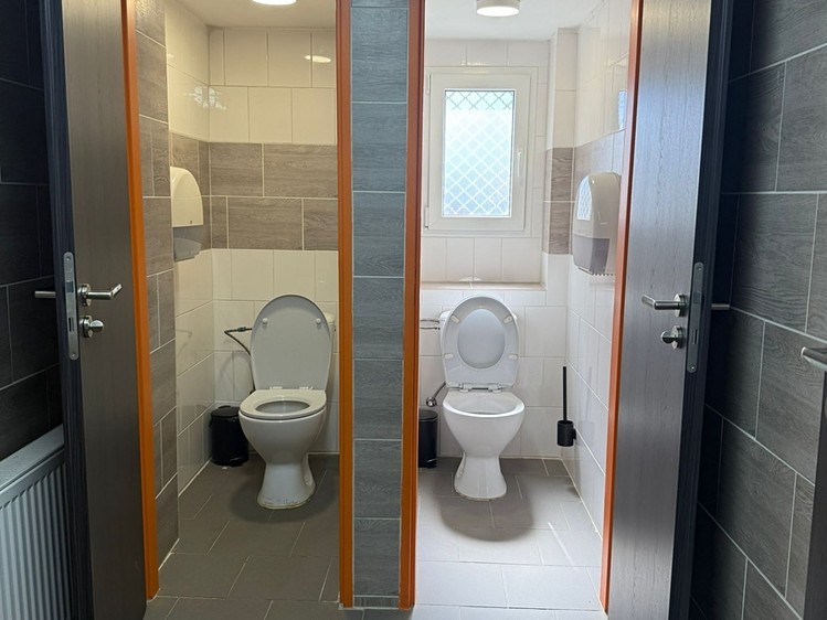 Комерційне приміщення на продаж, 470 м² (34 з 45)