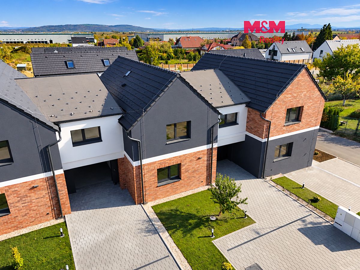 Prodej rodinného domu 130 m², pozemek 295 m², Syrovice – fotka 1 z 3