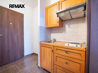 Квартира 1+kk в оренду, 20 м² (3 з 11)