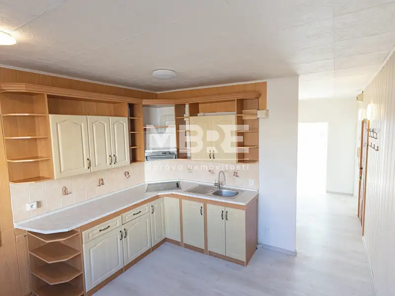 Pronájem bytu 2+1 58 m², Břidličná – náhled fotky 2