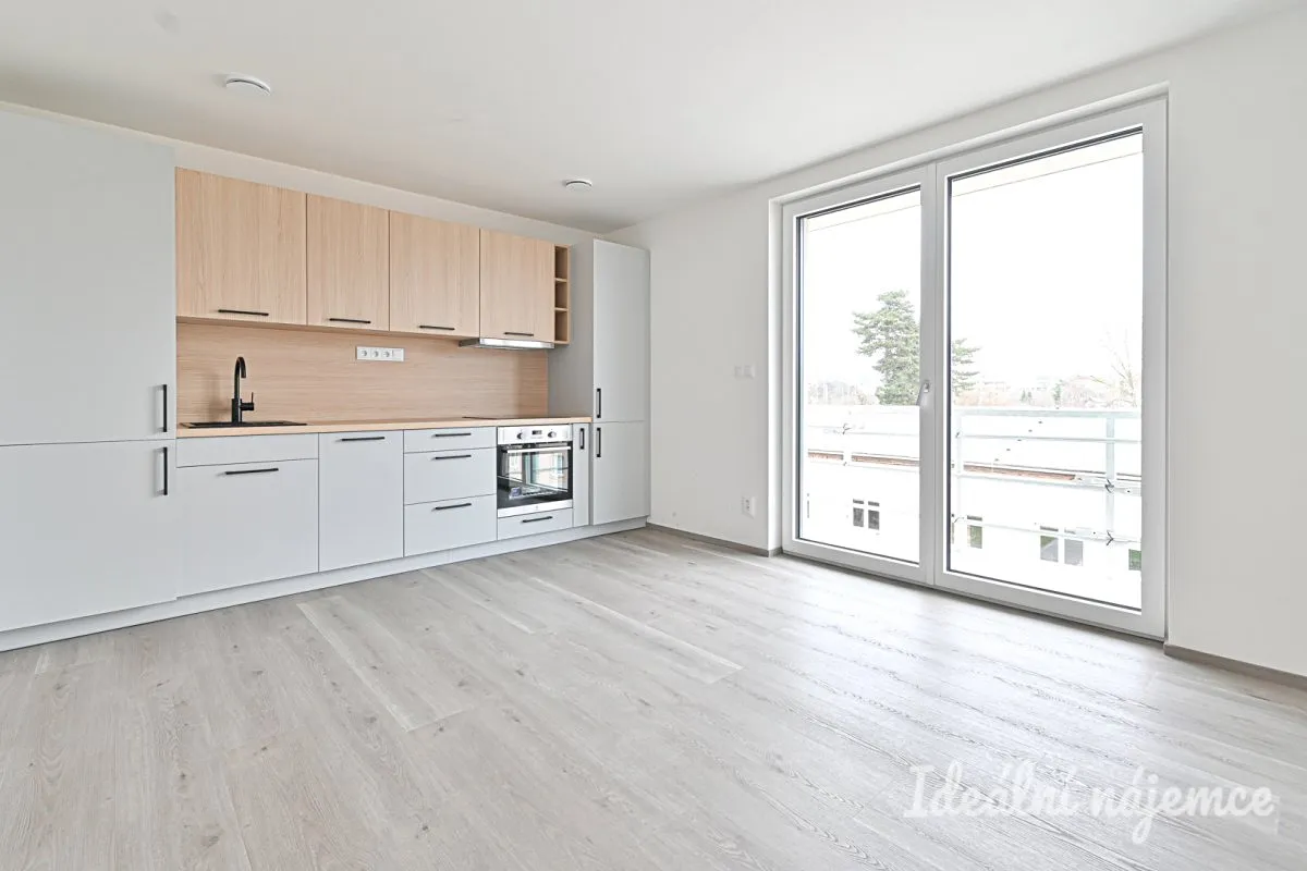 Pronájem bytu 2+kk 39 m²