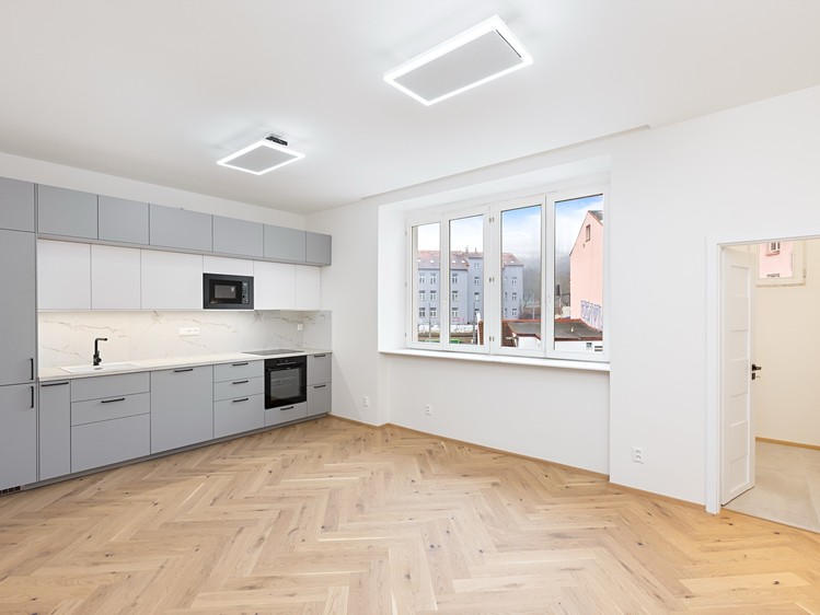 Pronájem bytu 1+kk, 38 m² (2 z 20)