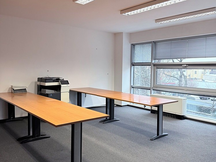 Pronájem komerčního prostoru, 29 m² (2 z 6)