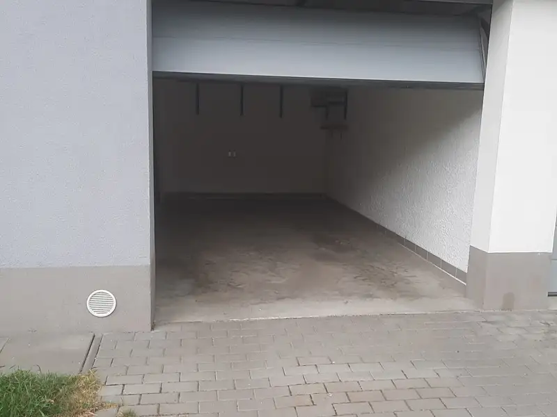 Pronájem garáže 17 m², Jihlava – náhled fotky 2