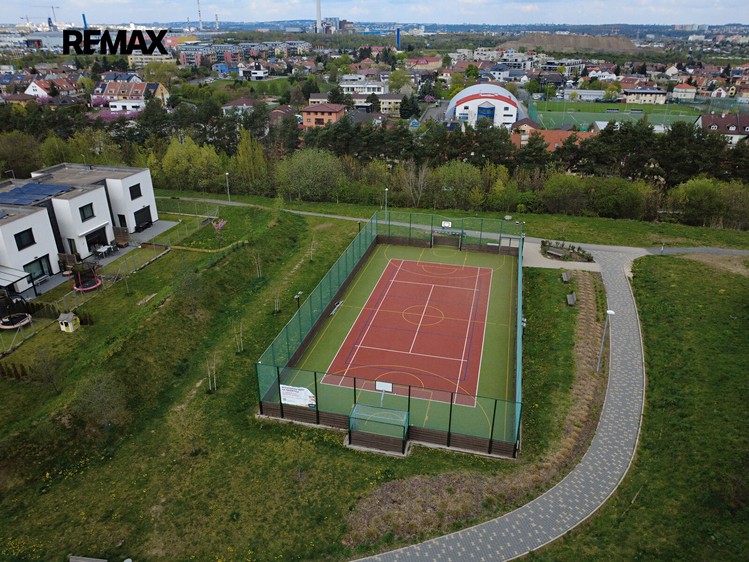 Prodej bytu 1+kk, 44 m² (7 z 9)