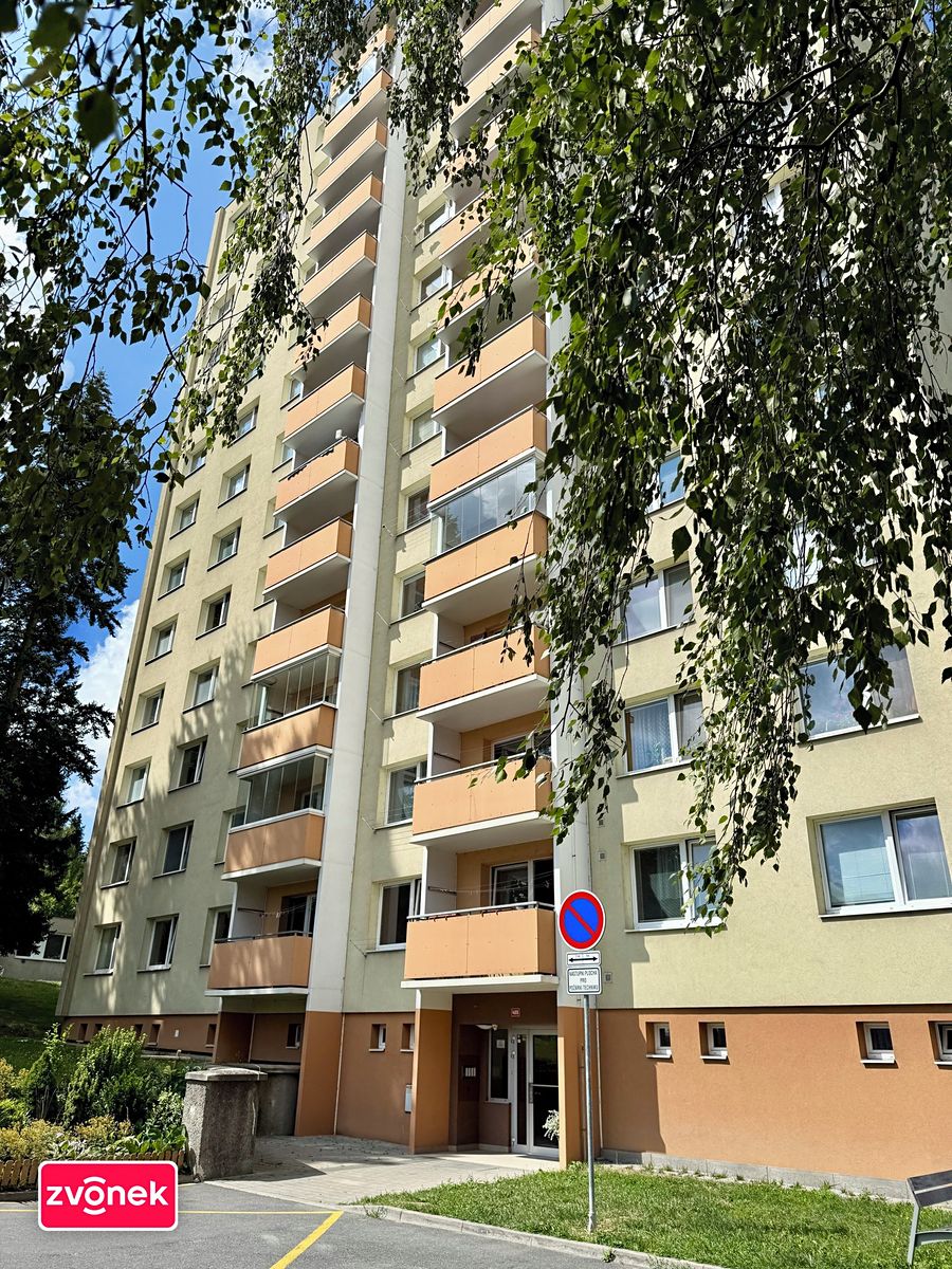 Prodej bytu 1+kk 28 m², Zlín – fotka 1 z 3