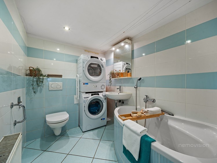 Prodej domu, 184 m² (7 z 29)