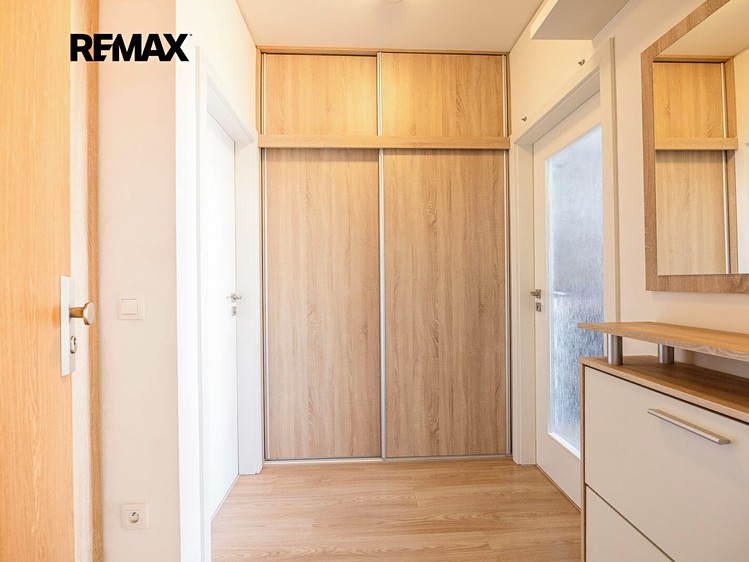 Prodej bytu 2+kk, 42 m² (13 z 28)