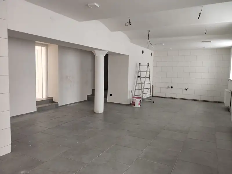Pronájem komerční nemovitosti 100 m², Olomouc – náhled fotky 2