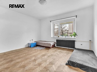 Будинок на продаж, 250 м² (2 з 31)