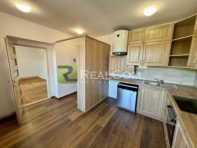Pronájem bytu 2+1 42 m², Pečky – fotka 1 z 3