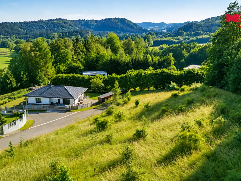 Prodej stavebního pozemku 1831 m², Trutnov – náhled fotky 2
