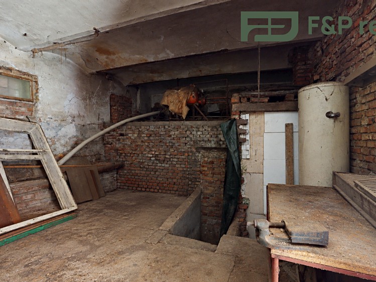 Prodej komerčního prostoru, 306 m² (21 z 24)