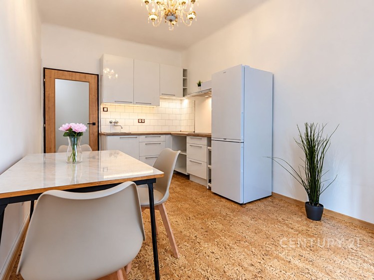 Pronájem bytu 2+kk, 52 m² (5 z 6)