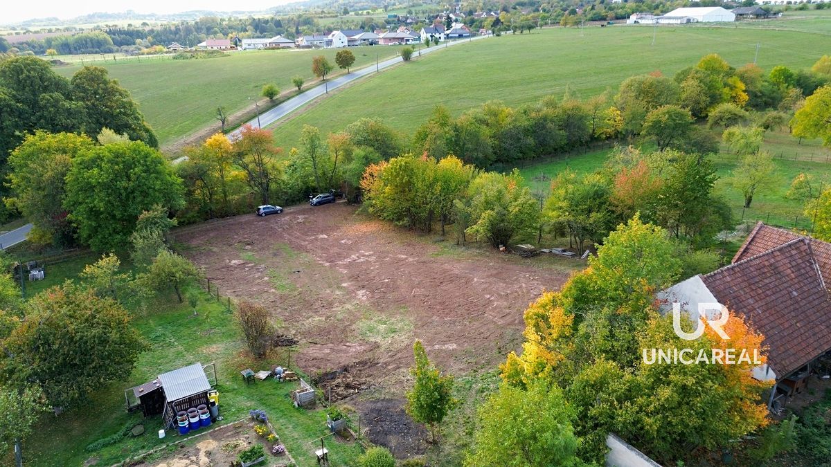Prodej stavebního pozemku 1800 m², Vanovice – fotka 1 z 3