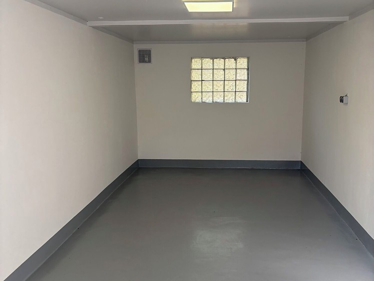 Нерухомість в оренду, 21 м² (2 з 3)