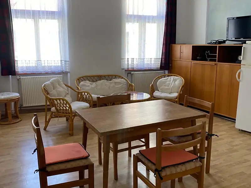 Pronájem bytu 1+kk 50 m², Rožmberk nad Vltavou – náhled fotky 3