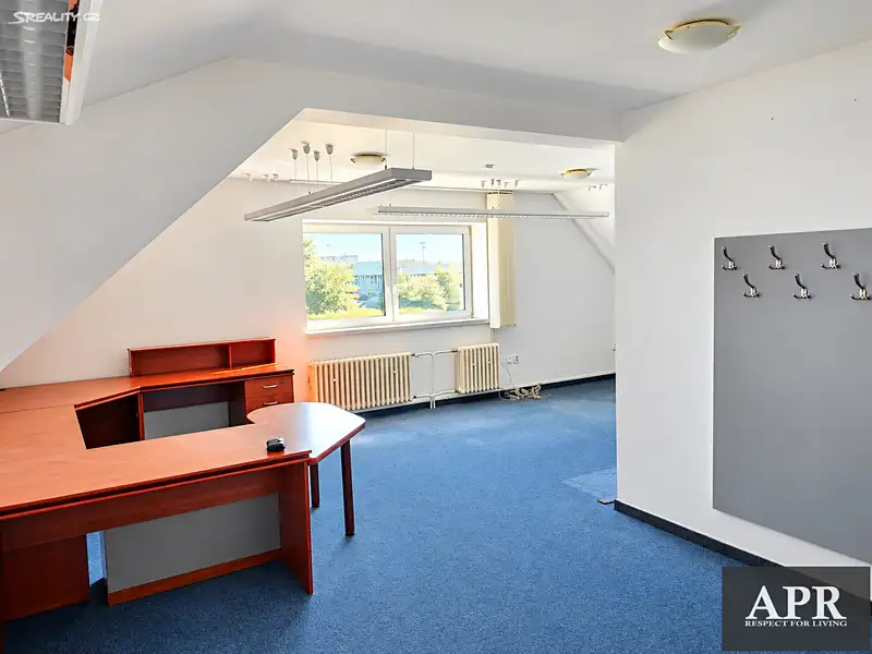 Pronájem kanceláře 41 m², Uherský Brod – náhled fotky 2