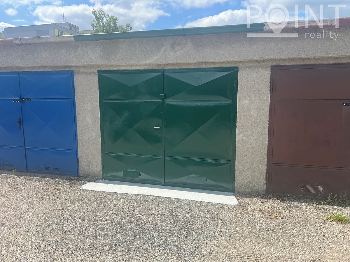 Pronájem garáže 18 m², Vyškov – fotka 1 z 3