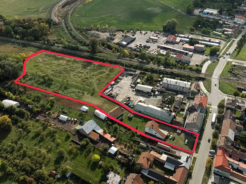Prodej rodinného domu 384 m², pozemek 17055 m², Kojetín – náhled fotky 2