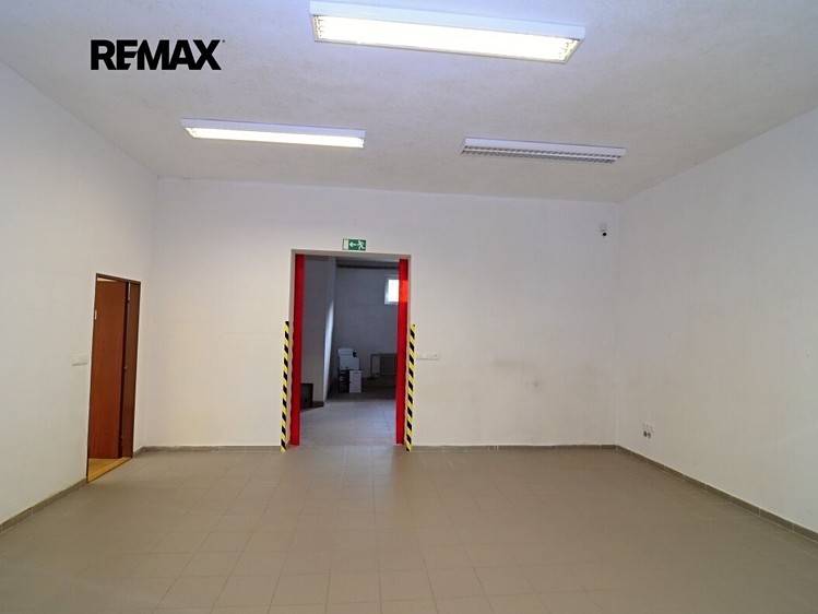 Комерційне приміщення в оренду, 238 м² (6 з 24)