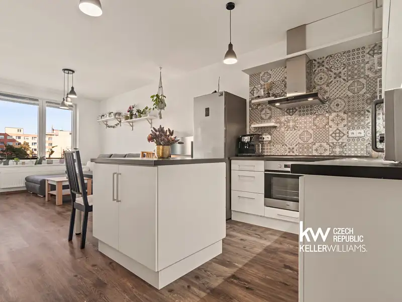 Prodej bytu 2+kk 51 m², Praha – náhled fotky 1