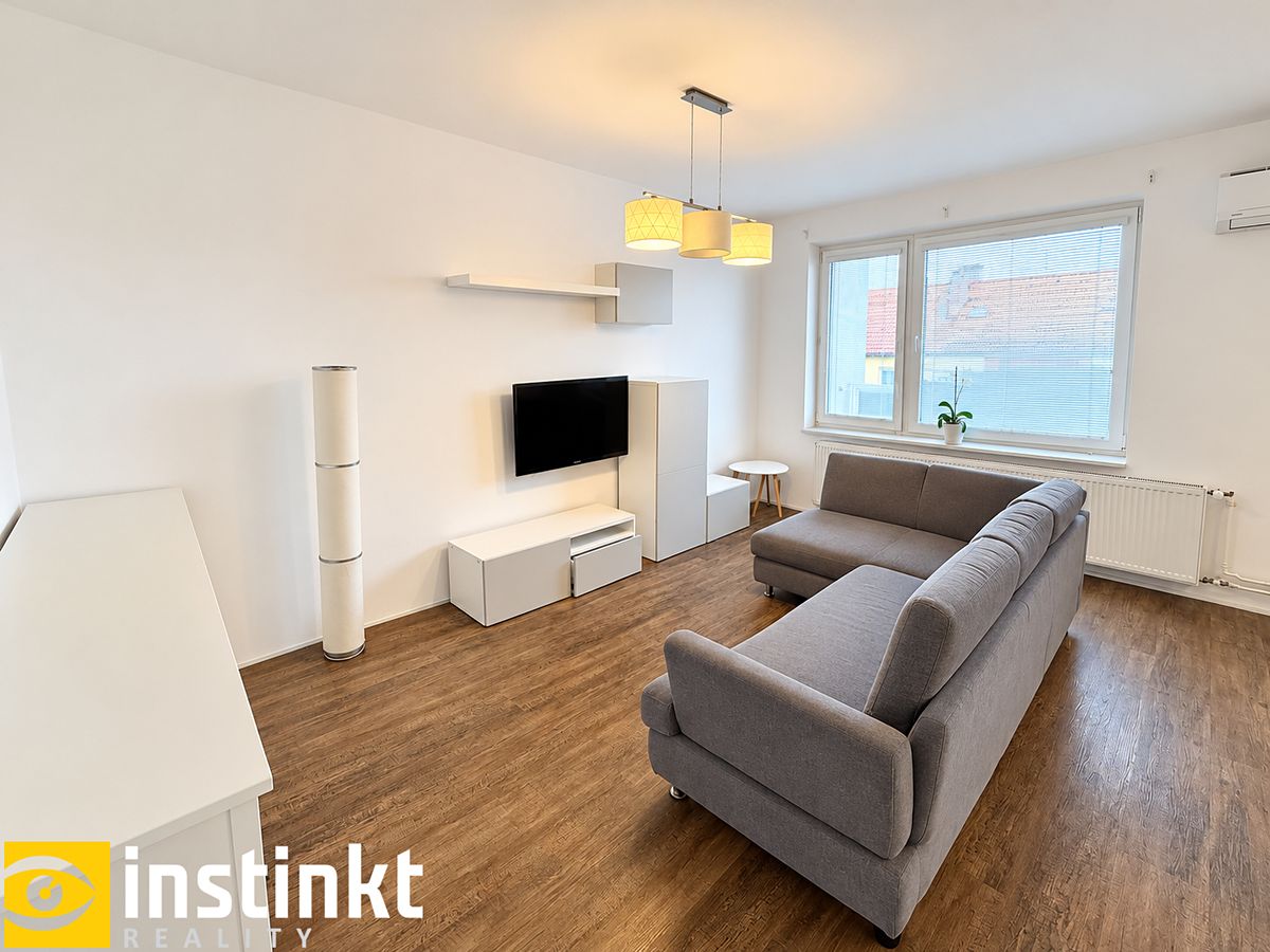 Pronájem bytu 3+kk 74 m²