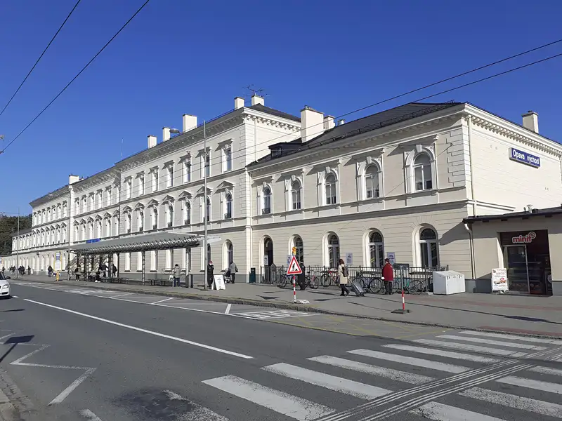 Pronájem restaurace 678 m², Opava – náhled fotky 1