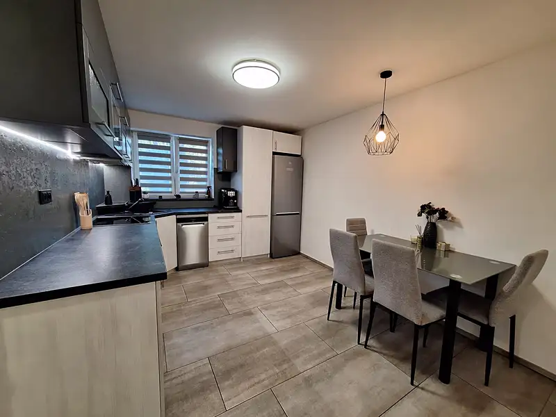 Prodej bytu 2+1 57 m², Hrušovany nad Jevišovkou – náhled fotky 1