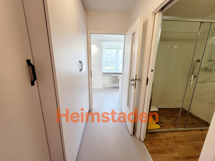 Квартира 1+kk в оренду, 28 м² (7 з 13)