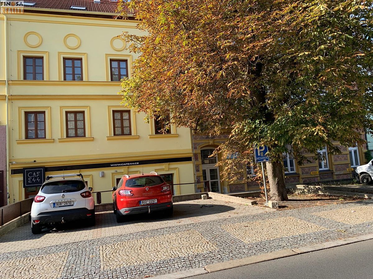 Pronájem bytu 2+kk 90 m² – fotografie 2