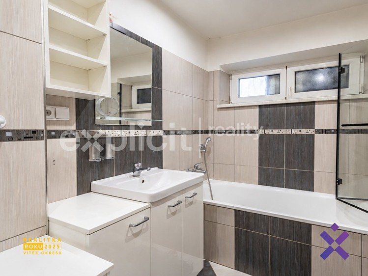 Prodej domu, 145 m² (15 z 40)