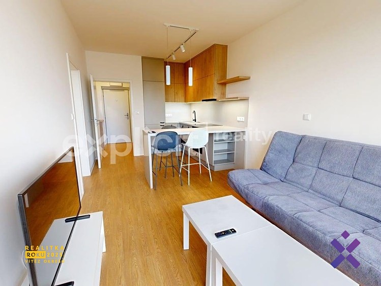 Квартира 2+kk в оренду, 44 м² (10 з 17)