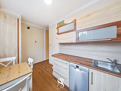 Prodej bytu 3+1, 68 m² (2 z 19)