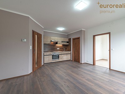 Wohnung 2+kk zum Kauf, 37 m² (2 von 13)