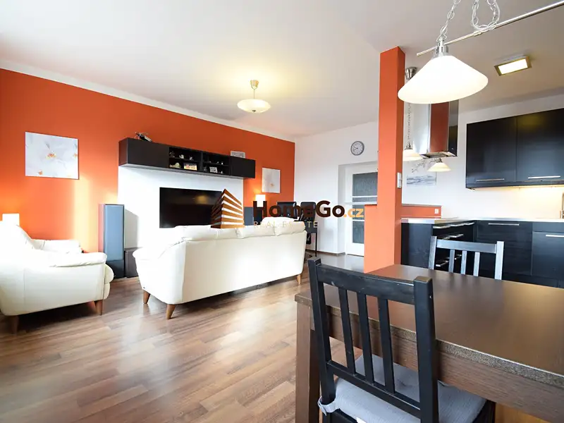Pronájem bytu 2+kk 78 m², Praha – náhled fotky 1