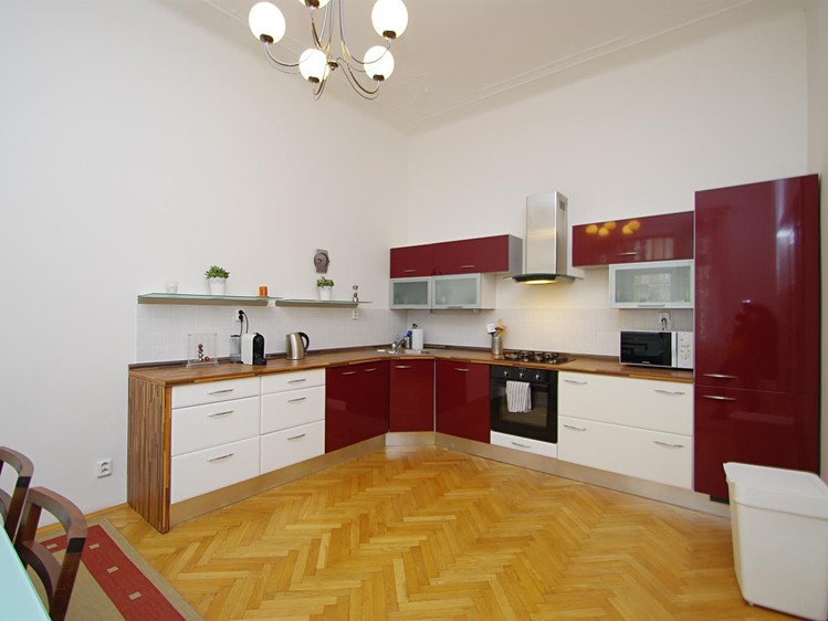 Квартира 3+1 в оренду, 108 м² (4 з 21)