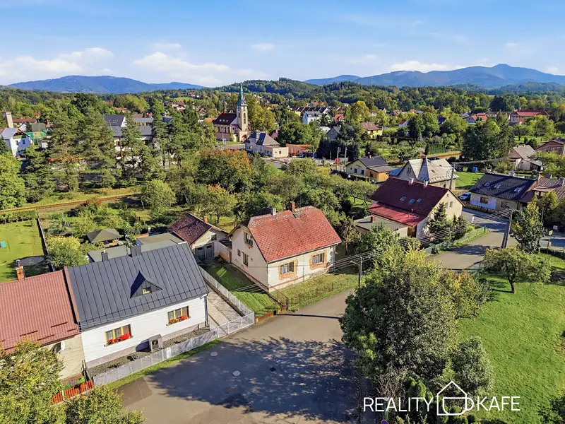 Prodej stavebního pozemku 1385 m², Baška – náhled fotky 1