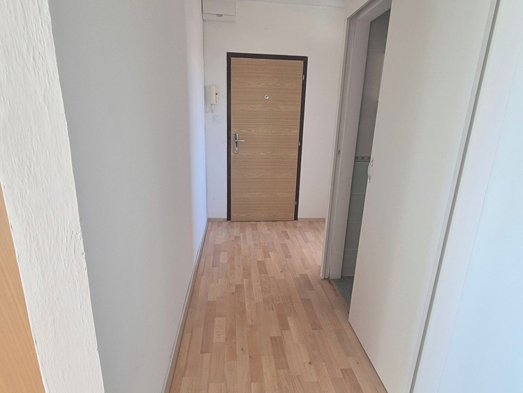 Квартира 3+1 на продаж, 67 м² (12 з 18)