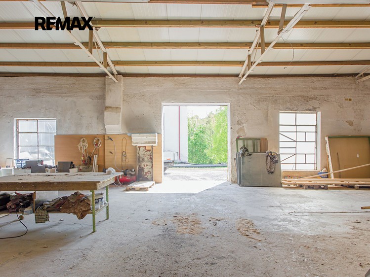 Pronájem komerčního prostoru, 300 m² (3 z 30)