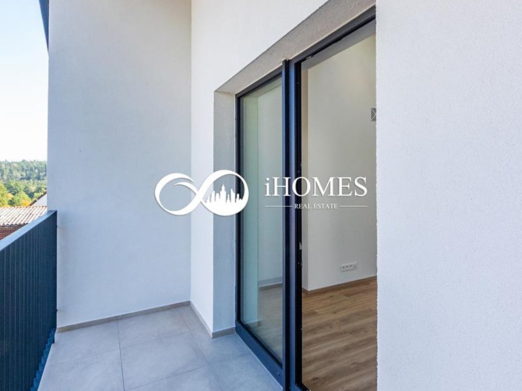 Квартира 4+kk на продаж, 84 м² (53 з 60)