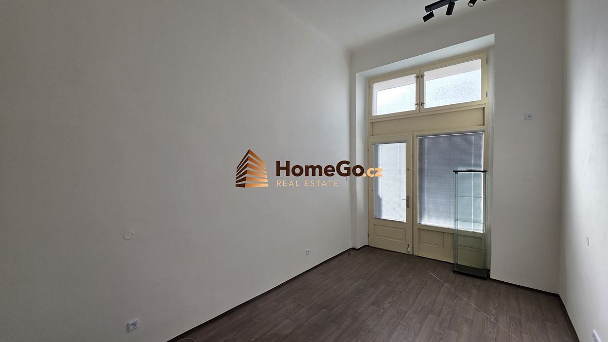 Pronájem obchodního prostoru 35 m², Praha – fotka 1 z 3
