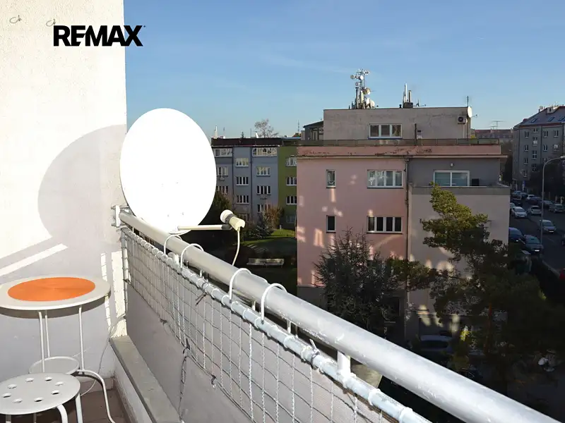 Pronájem bytu 1+kk 23 m², Praha – náhled fotky 3