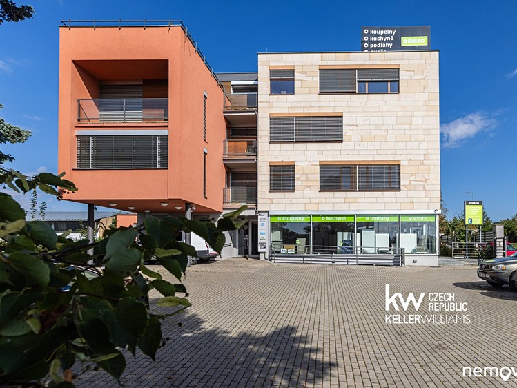 Комерційне приміщення в оренду, 325 м² (27 з 30)