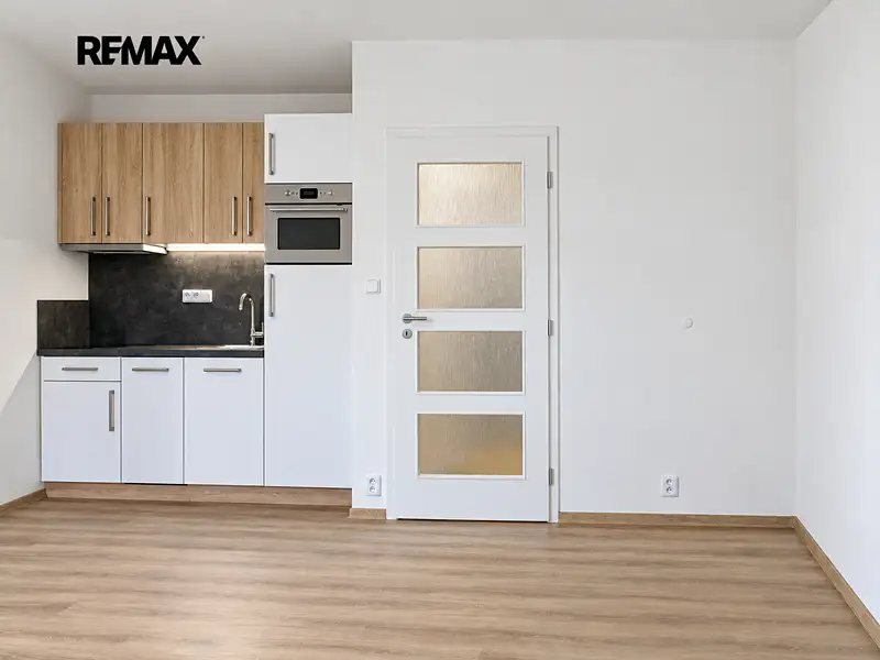 Prodej bytu 1+kk 32 m², Brno – náhled fotky 1