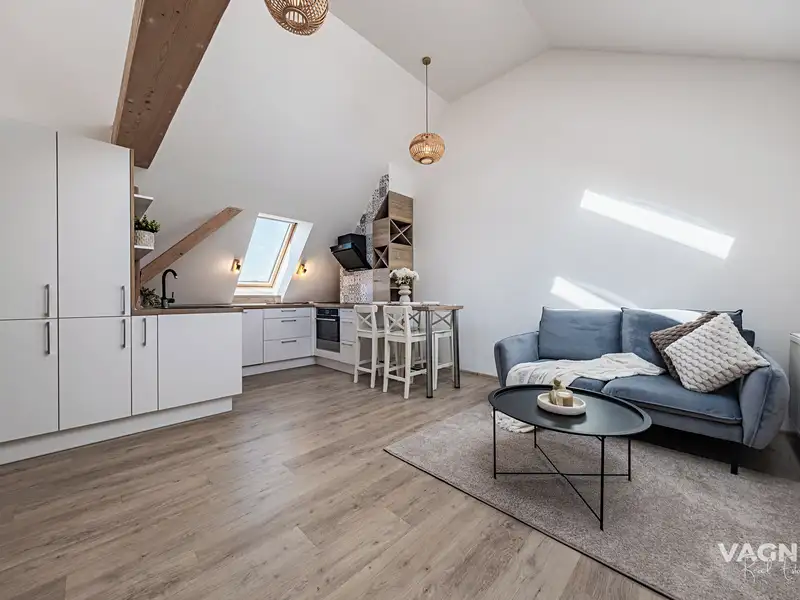 Prodej bytu 3+kk 89 m², Jičín – náhled fotky 2