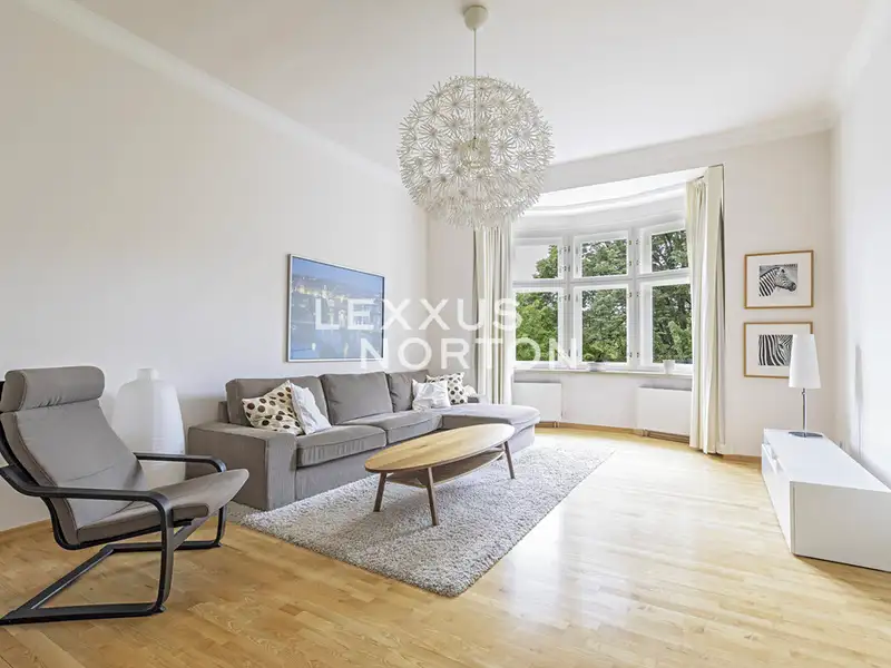 Pronájem bytu 3+1 108 m², Praha – náhled fotky 2