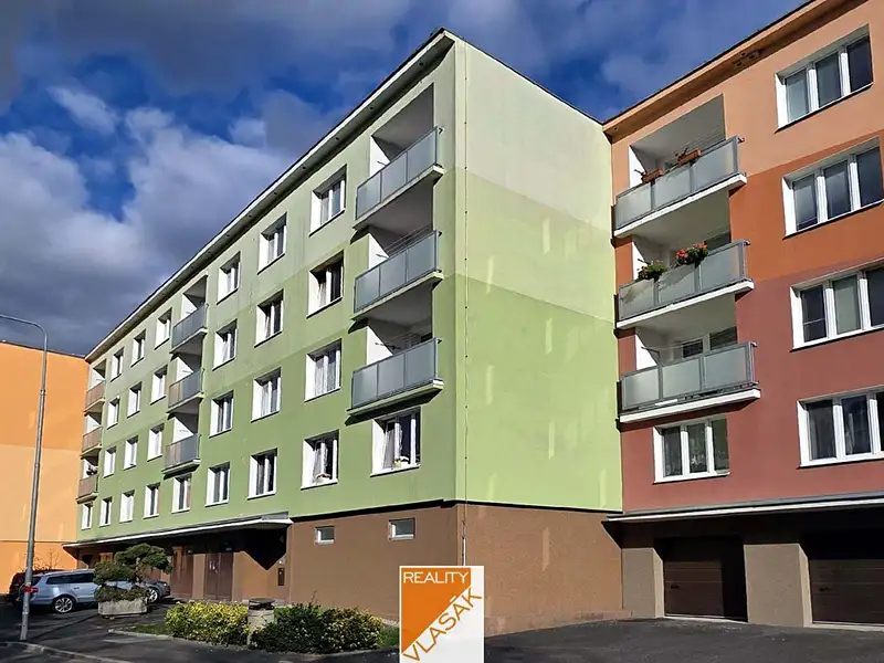 Pronájem bytu 2+1 68 m², Kadaň – náhled fotky 1