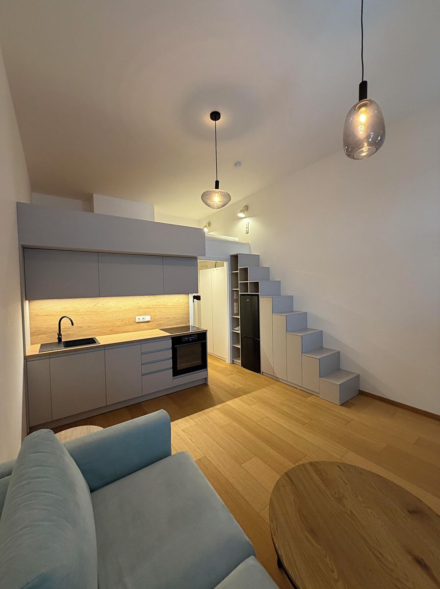 Pronájem bytu 1+kk 37 m², Praha – fotka 1 z 3