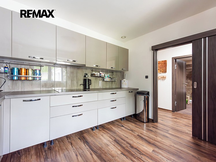 Gewerbefläche zum Kauf, 208 m² (4 von 41)